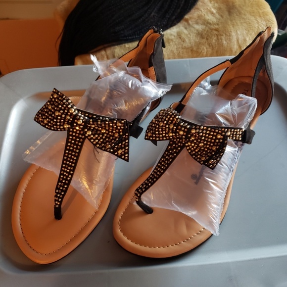 size 12w sandals